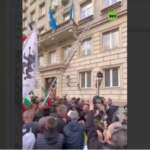 Protesto na Bulgária contra o envio de armas à Ucrânia